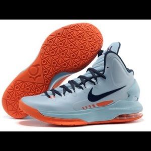 Kevin Durant V(ice blue) Basketball Shoe Size 11.5
